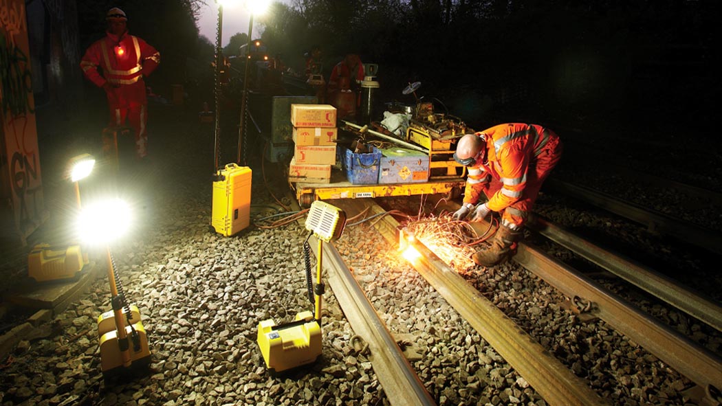 peli_valaisin_9430_led